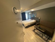 SUİT ROOM