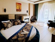 Deluxe Suite Room