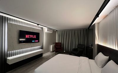 Bala Hotel · 5
