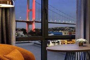 turkey/istanbul/besiktas/crowneplazaistanbulortakoybosphorusb407d921.jpg
