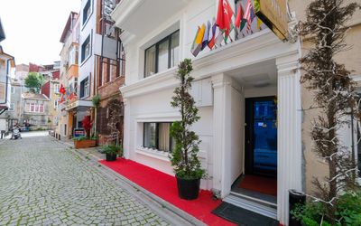 Loren Hotel · 5