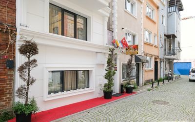 Loren Hotel · 4