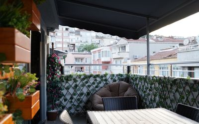Middle Village · 3