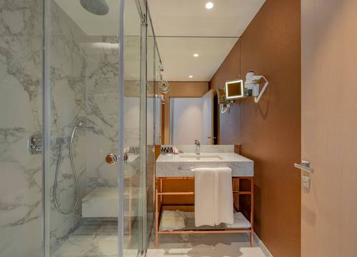 turkey/istanbul/besiktas/movenpickhotelistanbulbosphorus4d2218ab.jpg