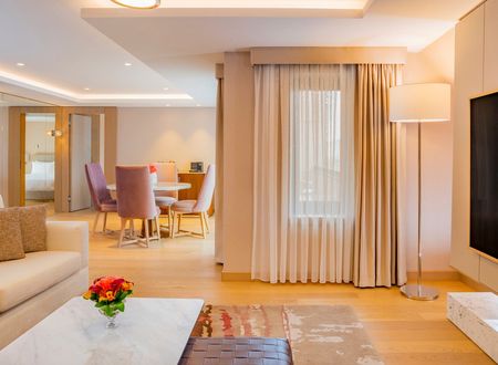 turkey/istanbul/besiktas/movenpickhotelistanbulbosphorus5e22d120.jpg
