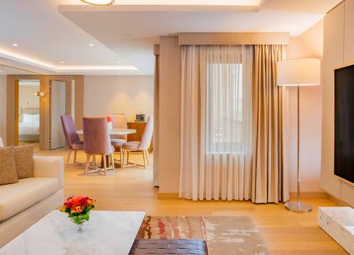 turkey/istanbul/besiktas/movenpickhotelistanbulbosphorus5e22d120.jpg