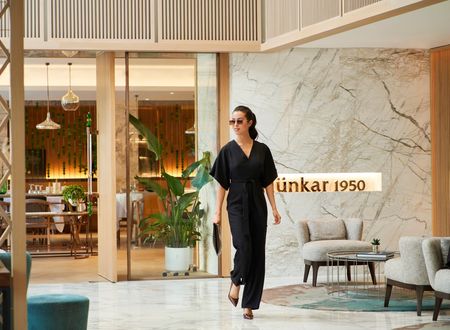 turkey/istanbul/besiktas/movenpickhotelistanbulbosphorusc8112bc7.jpg