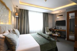 turkey/istanbul/beyoglu/4-grandstarhotelbosphorus.jpg