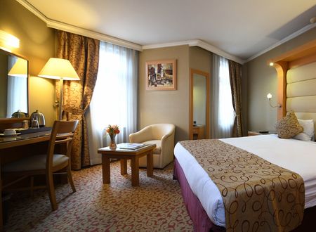 turkey/istanbul/beyoglu/6-grandstarhotelbosphorus.jpg