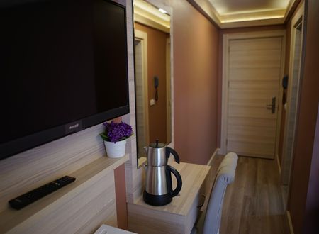 turkey/istanbul/beyoglu/alkhaleejhotel6cff43df.jpg