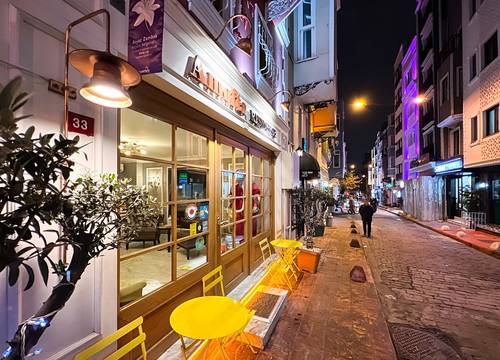 turkey/istanbul/beyoglu/amoftahoteltaksim8a28044f.jpg