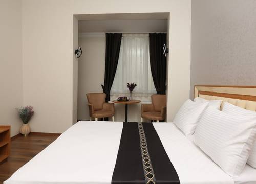 turkey/istanbul/beyoglu/azrehotel03537ab2.jpg