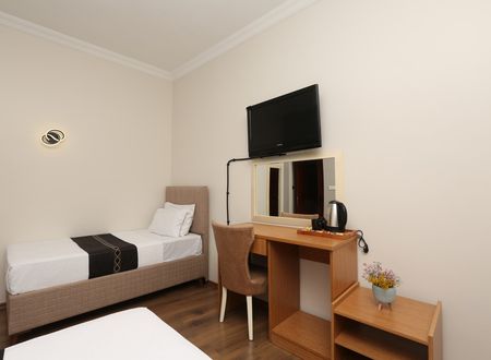 turkey/istanbul/beyoglu/azrehotel134b8633.jpg