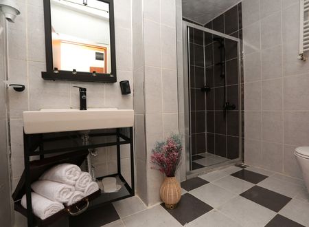 turkey/istanbul/beyoglu/azrehotel9277cb55.jpg