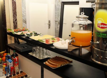 turkey/istanbul/beyoglu/blueplushotel31eb80b0.jpg