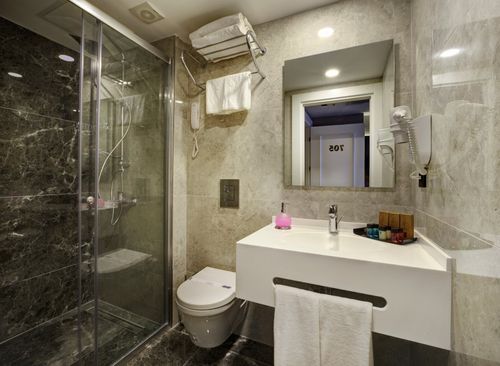 Dora Pera Hotel İstanbul | Updated Prices | Book in 30 Seconds | Otelz.com