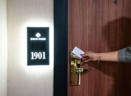 turkey/istanbul/beyoglu/foursidestaksimlionhotelspa8cc53b13.jpg