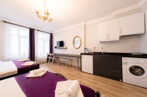 turkey/istanbul/beyoglu/framegalatahotel261fa9f8.jpg