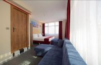 Annex Corner Suite