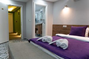 turkey/istanbul/beyoglu/greenpinetaksima5dc1b47.jpg