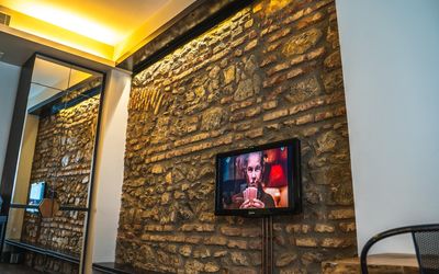 West Pera Hotel · 5