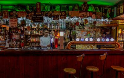 Irish Hotel · 5