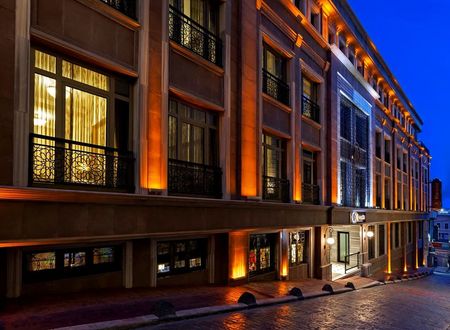 turkey/istanbul/beyoglu/manesolboutiquegalata9c4bd23a.jpg