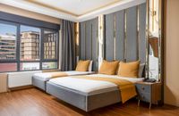 Triple Room with City View