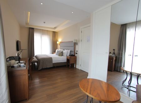 turkey/istanbul/beyoglu/morionehotelspacenterkarakoycd93513a.jpg