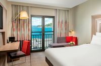 Executive Room With 1 Queen Size Bed And Sofa , Sea View