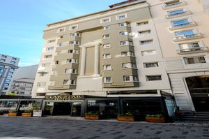 turkey/istanbul/beyoglu/peakstaroteleb7d15d8.jpg