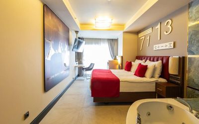 Ramada by Wyndham Istanbul Pera · 4