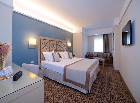 turkey/istanbul/beyoglu/ramadabywyndhamistanbultaksimb4424e04.jpg