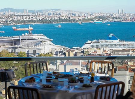 turkey/istanbul/beyoglu/ringstonehotelsbosphorus2c9cf112.jpg