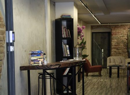 turkey/istanbul/beyoglu/roomsgalata0c55c3c8.jpg