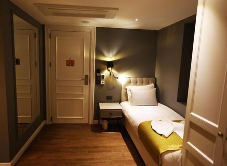 turkey/istanbul/beyoglu/royaltophanehotelc9645263.jpg