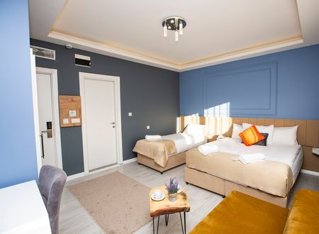 turkey/istanbul/beyoglu/taksimleonshotelspacafeae24eea4.jpg