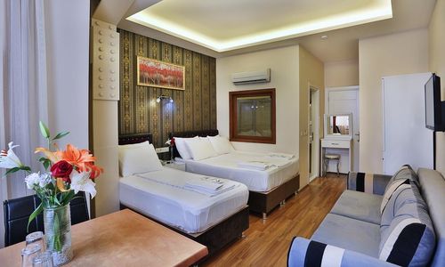 turkey/istanbul/beyoglu/taximhghotel770568ed.jpg