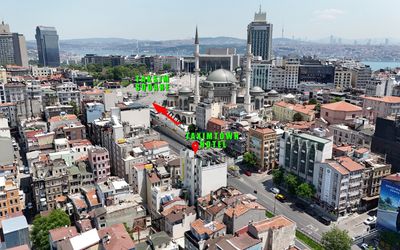 Taximtown Hotel · 3