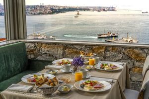 turkey/istanbul/beyoglu/theartisanistanbulmgallery75d1f0fd.jpg