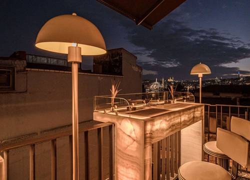 turkey/istanbul/beyoglu/thegalataistanbulhotelmgallery832395ec.jpg