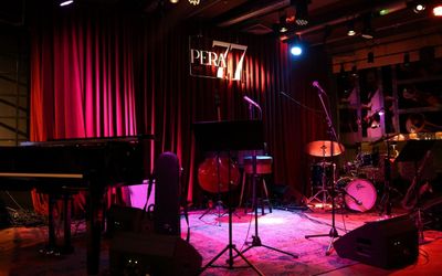 The Marmara Pera · 4