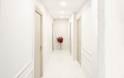 The Red Tent Suite 23 · 4