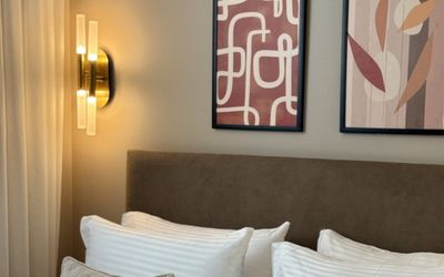 Weingart Suites Hotel · 5