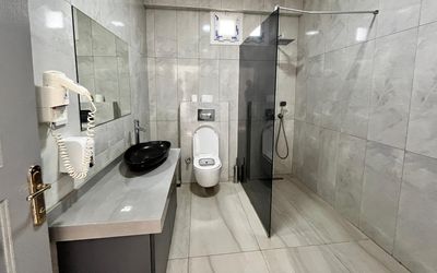 Deniz Otel Büyükçekmece · 4