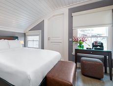 Penthouse Suite