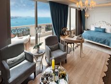 Boğaz Manzaralı Teras Süit - Lounge Erişimi