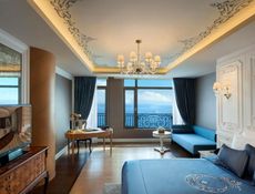 Lounge Erişimli Executive Boğaz Manzaralı