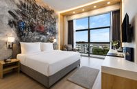 Superior Room with King Bed