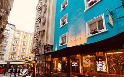 Adora Hotel · 5